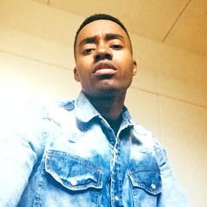 Meet your Posher, Devonte